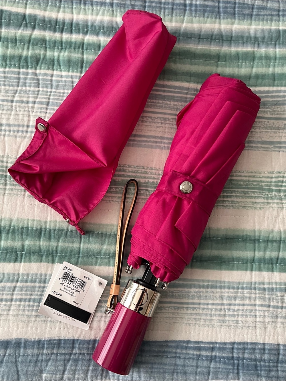 NWT COACH Cranberry Umbrella with Tan Strap 10056